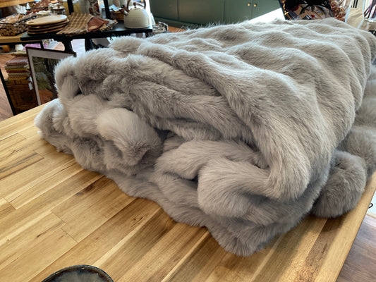XL Faux Fur Blanket