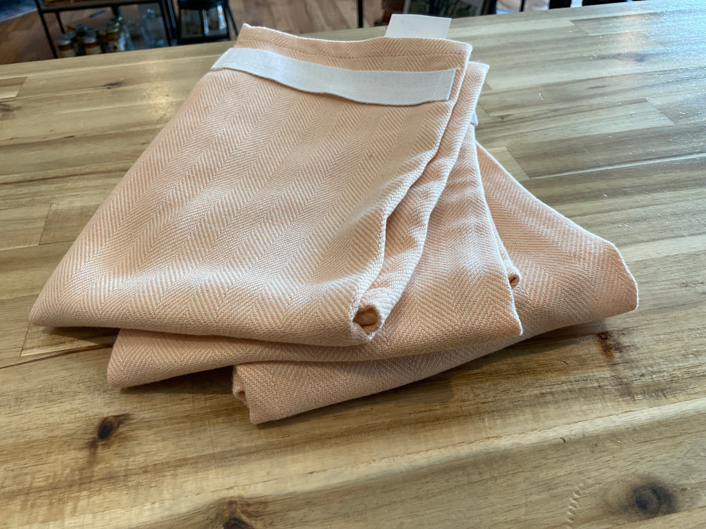 Hand towel 1 Canoe 2 Livia