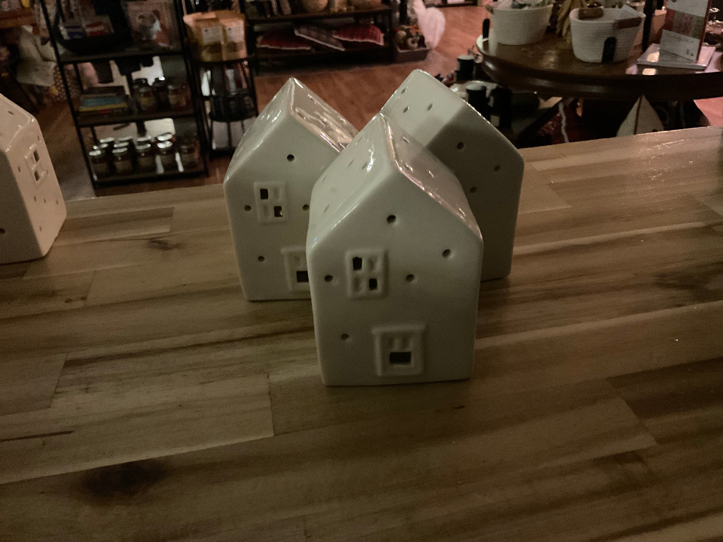 Luminary House Tevin 14