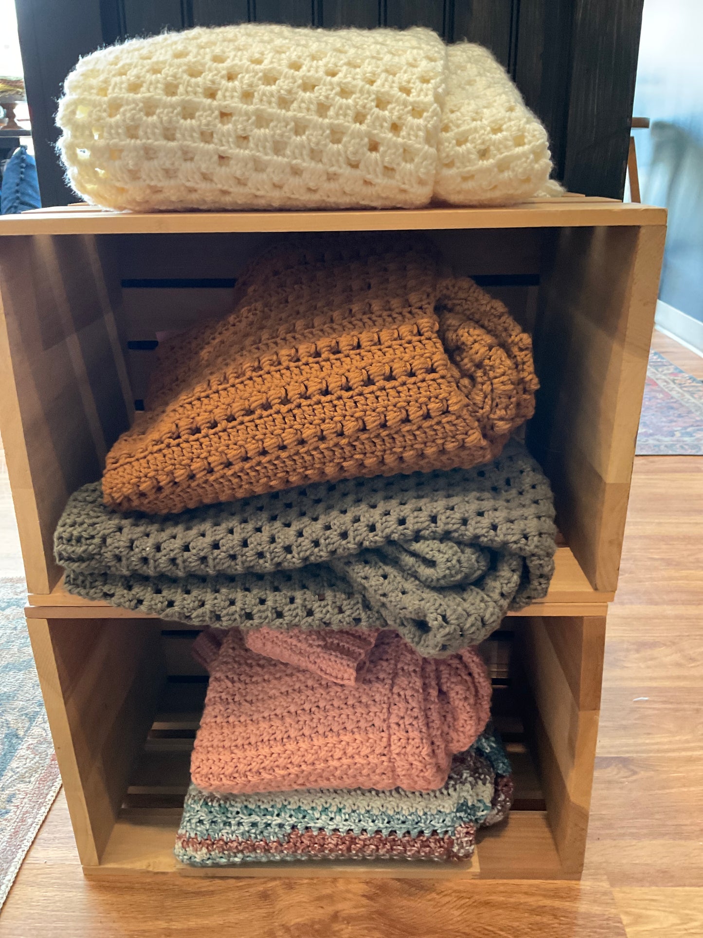 Handmade Sweater Rose Kauffman